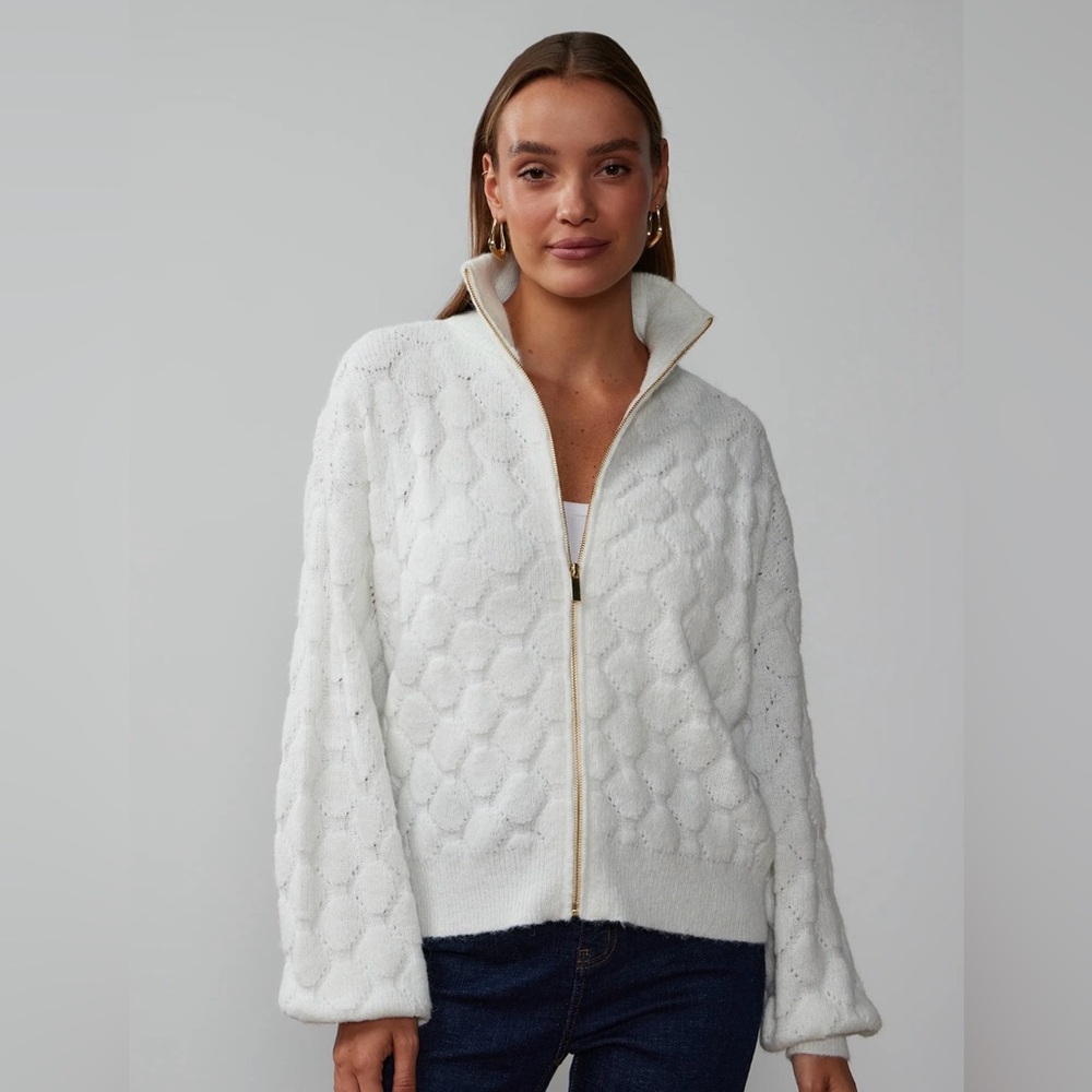 🛍️NWT New York & Company XL Elegant White Women's Sweater